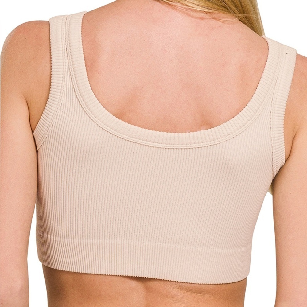 ⚡️ ” Daily Crop” Ribbed Stretch Bralette Tank | Black - Picture 6 of 8